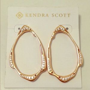 Kendra Scott Livi Stud Earrings in Rose Gold